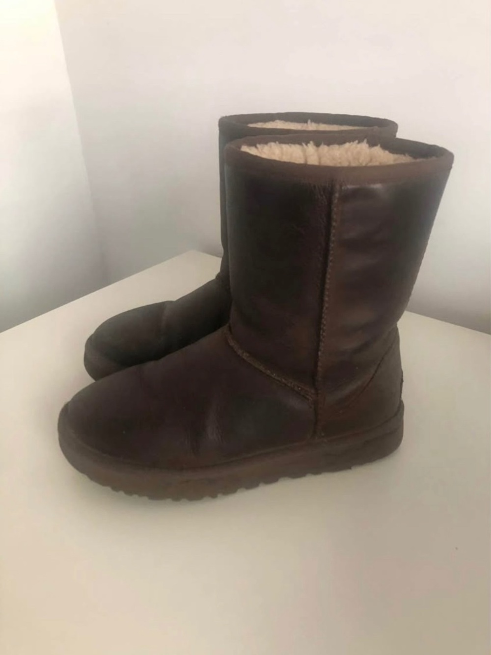 UGG BOOTS